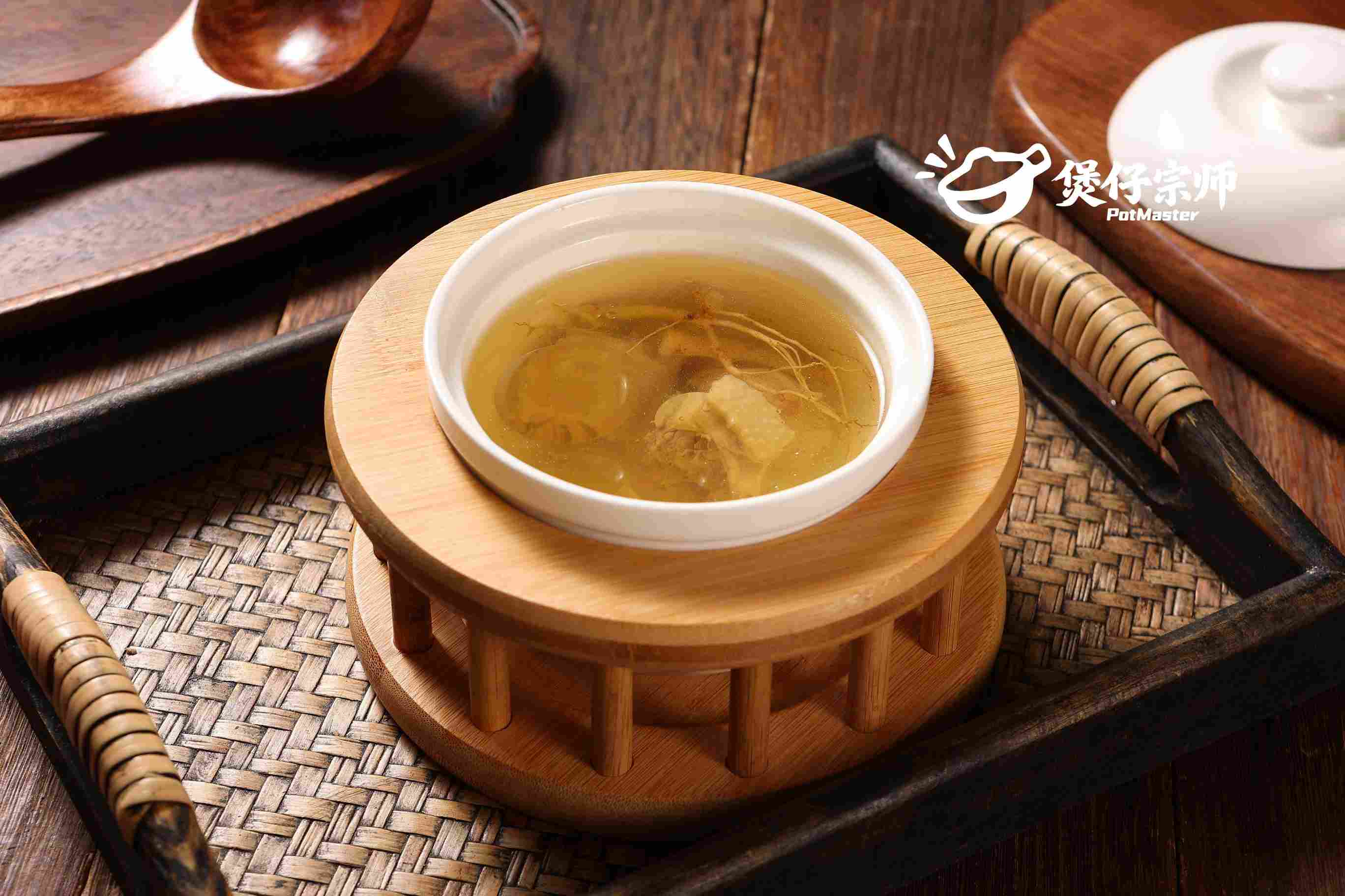 鲜人参煲老鸡汤