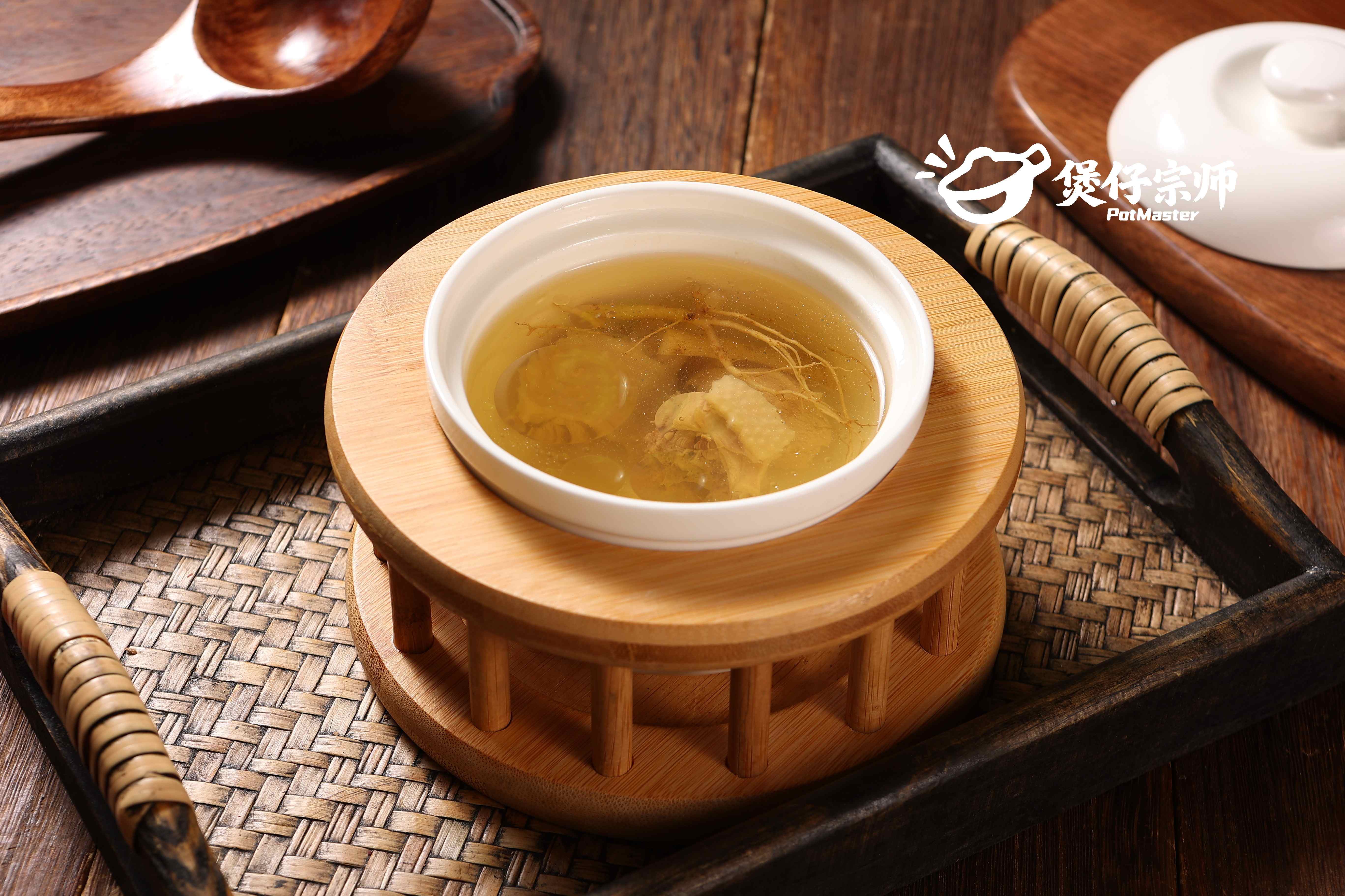 鲜人参煲老鸡汤